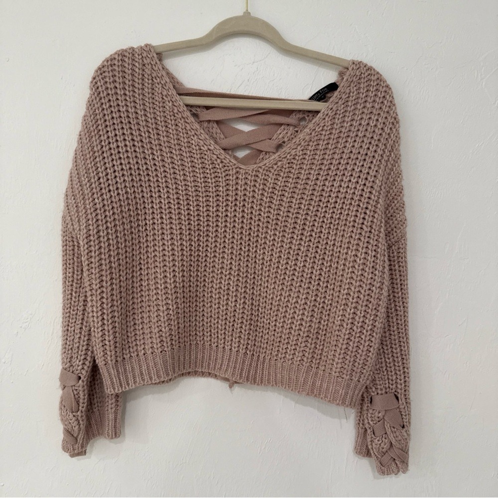 Witty Fox Pink Chunky Knit Lace Up Back Sweater Medium